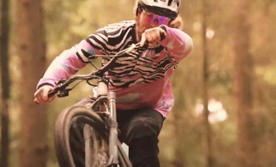 Happy New Year 2022 from the Loose Riders Crew