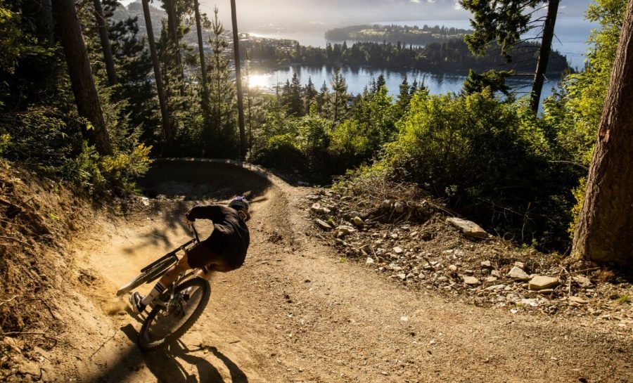 Remy Morton rides New Zealand Trails in Sound of Speed | This time it's Chainless